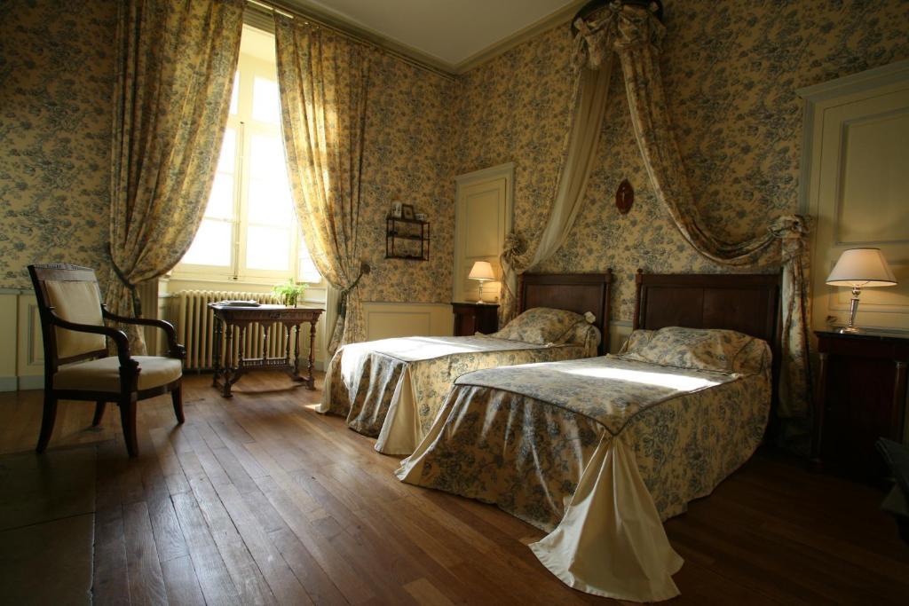 Bed and Breakfast Chateau De Beaujeu Sens-Beaujeu Zimmer foto