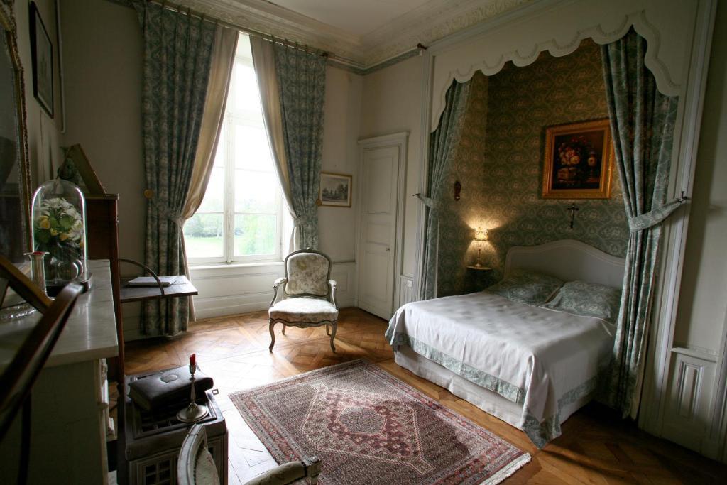 Bed and Breakfast Chateau De Beaujeu Sens-Beaujeu Zimmer foto