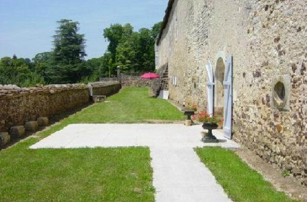 Bed and Breakfast Chateau De Beaujeu Sens-Beaujeu Exterior foto